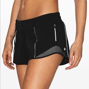 Hotty Hot Short (Reflective) *2.5" - Black